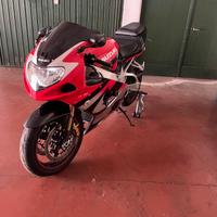Suzuki GSX R 1000 - 2001