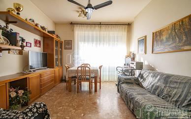 TRE LOCALI CON DOPPI SERVIZI IN PIENO CENTRO!