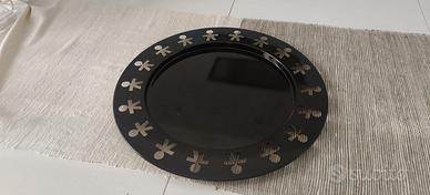 Piatto Alessi Girotondo colore nero