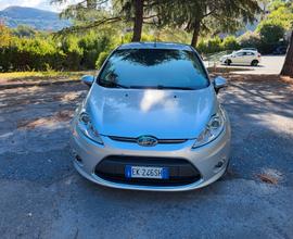 Ford Fiesta 1.4 TDCi 70CV 5 porte Titanium