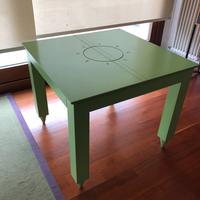 Tavolo  con vano contenitore 90x90 cm