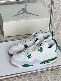 Jordan 4 Retro SB verde pino taglia 44