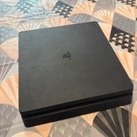PS4 Slim 500GB completa di scatola