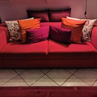Divano Poltrone e Sofà rosso