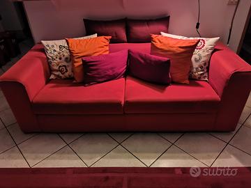 Divano Poltrone e Sofà rosso