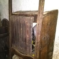 Tramoggia in legno vintage