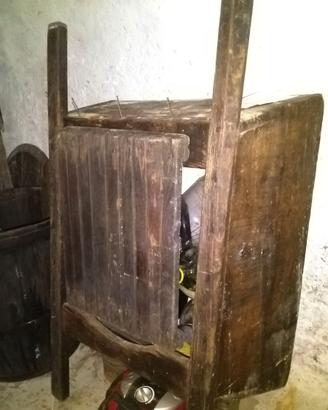 Tramoggia in legno vintage