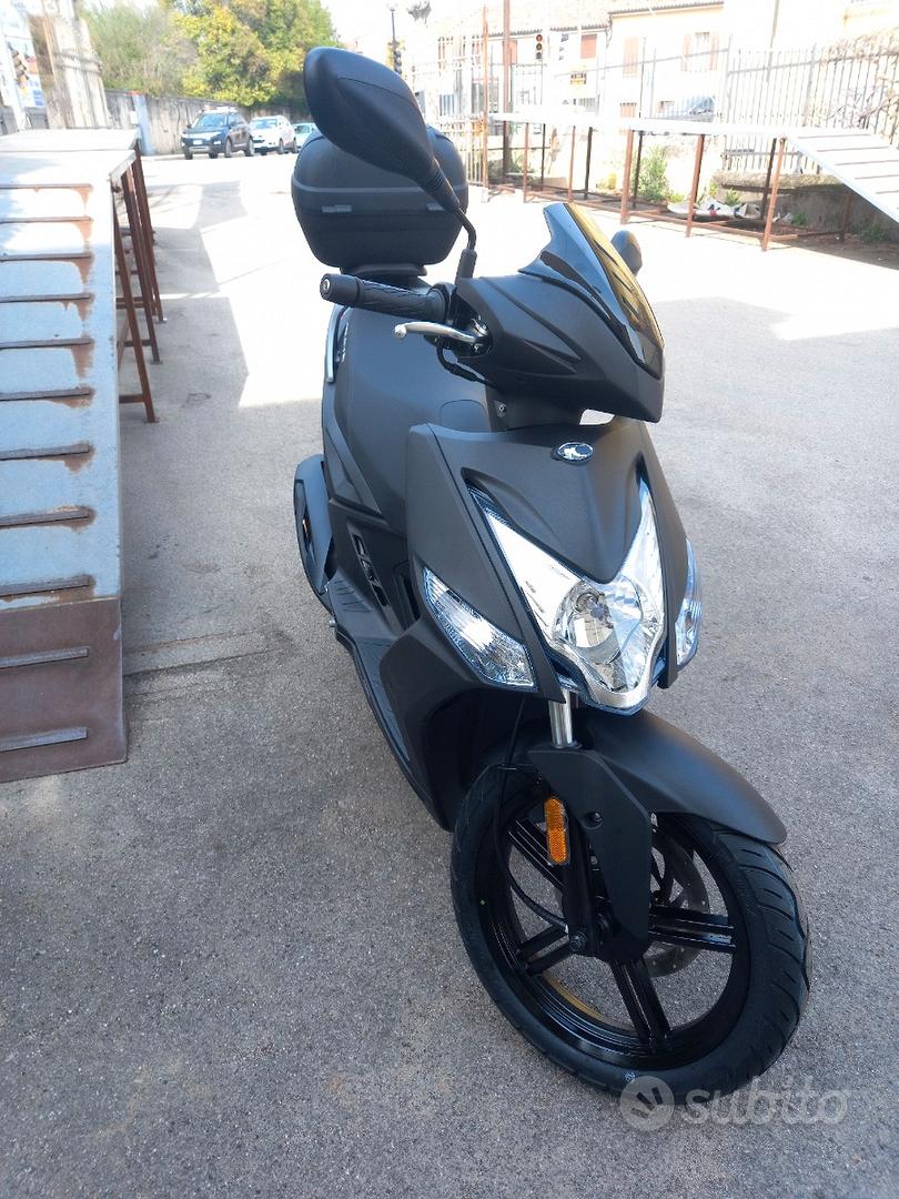 Noleggio a lungo termine - KYMCO AGILITY 125 R16 + abs Motociclo 2-Door  (Euro 5) - Keep Renting