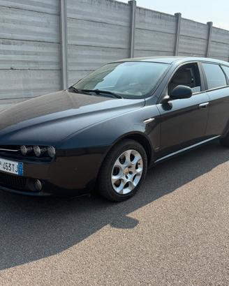 Alfa Romeo 159