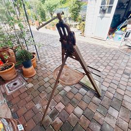 Morsa a cavelletto idraulico