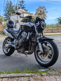 Honda Hornet 900