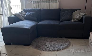 Divano letto tre posti con contenitore