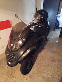 Piaggio MP3 250 ie (Euro 3) - 3 Ruote