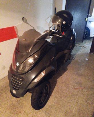 Piaggio MP3 250 ie (Euro 3) - 3 Ruote