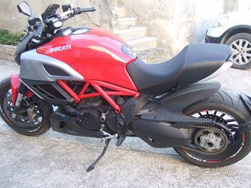 Ducati diavel