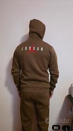 Tutta sportiva jordan uomo misura M