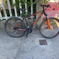 MTB KTM Chicago Disk  Buono stato e pronta all’uso