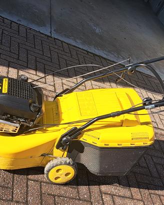 Tagliaerba McCulloch 4.5 hp a trazione 