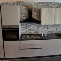 CUCINA NUOVA CM. 365 CON GOLA