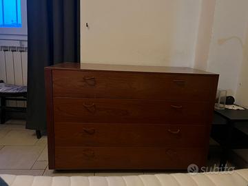 Cassettiera in legno massello