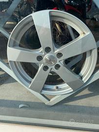 Cerchi Nissan da 17 Pollici Dezent