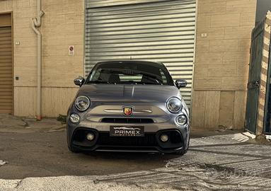 Abarth 500 1.4 Turbo T-Jet Custom