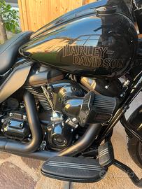 Harley Davidson street glide ST 117