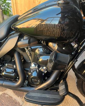 Harley Davidson street glide ST 117