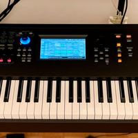 YAMAHA MODX8 SINTETIZZATORE CON CUSTODIA ORIGINALE