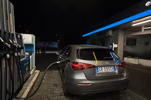 Mercedes-Benz A 180 - Garanzia 2027