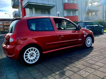 Renault Clio RS Phase II – 2002