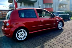 Renault Clio RS Phase II – 2002
