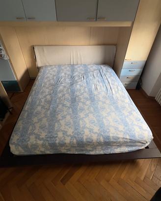 Letto matrimoniale