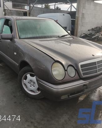 MERCEDES-BENZ CLASSE E W210 E 220 D 95CV ricambi