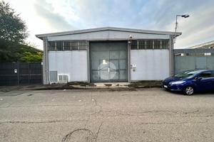 CAPANNONE A MONCALIERI