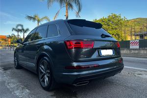 Audi q7 S line diesel 7 posti tagliandi audi