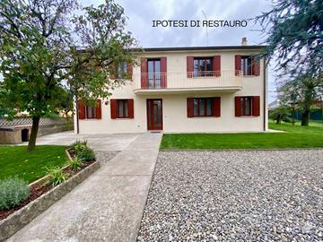 Villa di 310 m² con più di 5 locali e box auto dop