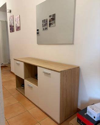 Mobile ingresso sala con specchio