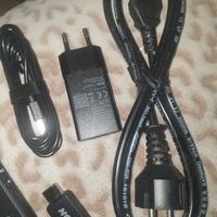 vari cavi alimentazione pc, cavi HDMI, carica USB,