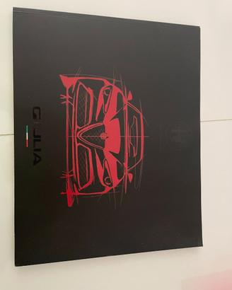 Brochure ALFA ROMEO GIULIA