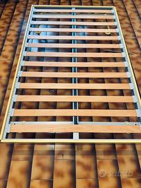 Letto con doghe + materasso