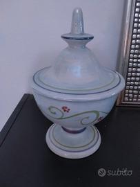 Vaso con coperchio 