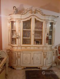 vetrinetta stile barocco 