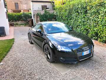 Audi tt coupé 2.0 tdi