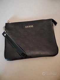 pochette guess 