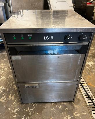 Lavastoviglie professionale zanussi