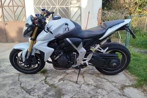 CB 1000 R 2012 White pearl