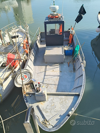 Barca da pesca con licenza