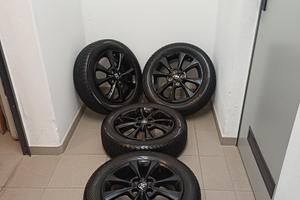 Cerchi in lega r15 toyota yaris hybrid