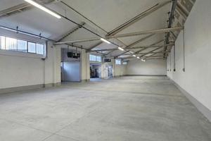 CAPANNONE A CALENZANO